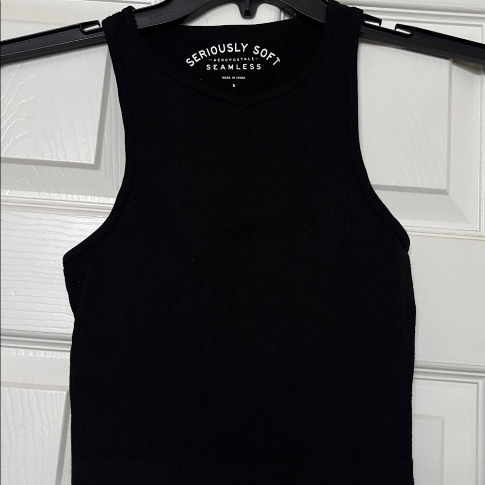 Aeropostale Black seriously soft Seamless tank top size small ribbed